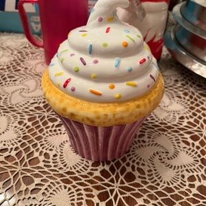 Daniels cookie jar. Ceramic little cute jars. Perfect for any size kitchen